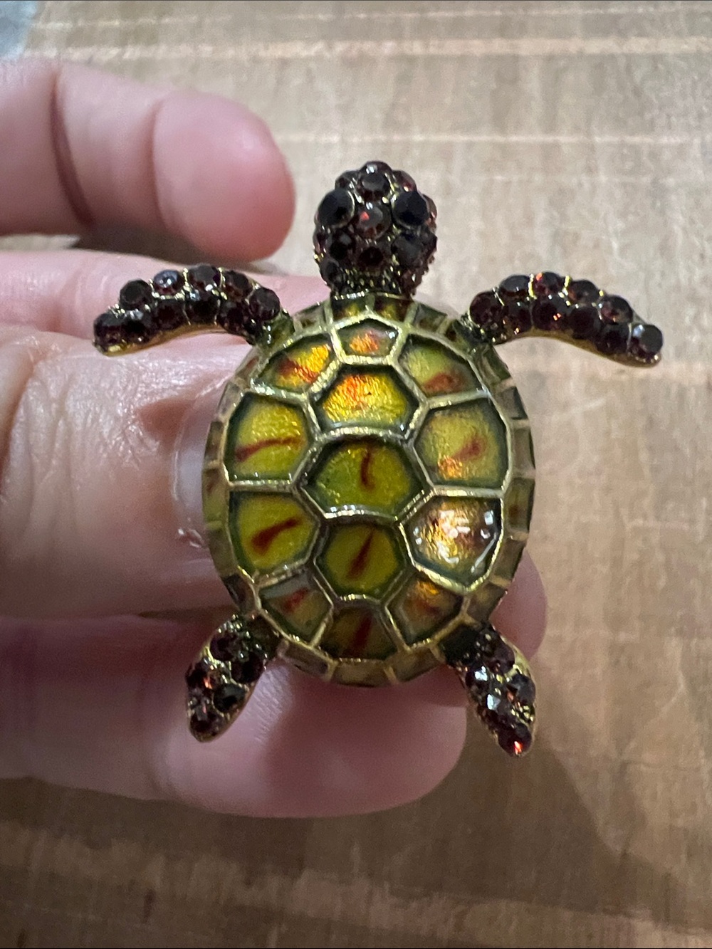 3/$18 Decorative Turtle Brooch - Green and Brown Accent - Lot 337
